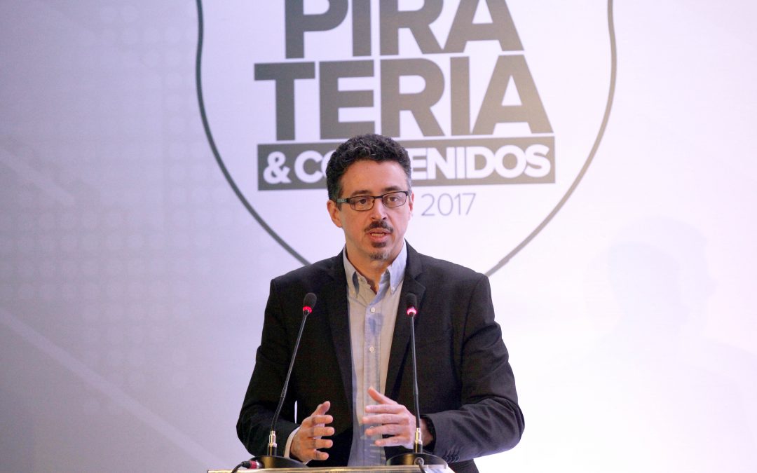 Ministro Sá Leitão apresenta políticas de combate à pirataria