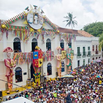 Preservação do patrimônio cultural mobiliza cidades históricas brasileiras durante o carnaval